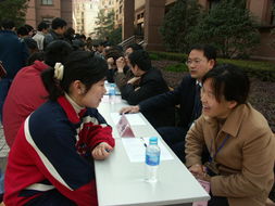 社會(huì)支持教育，教育服務(wù)社會(huì)——大同中學(xué)教育協(xié)作塊3·5大型教育義務(wù)咨詢活動(dòng)紀(jì)實(shí)
